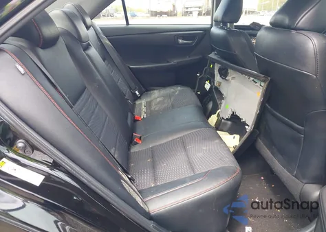 2015 Toyota Camry Se z USA, uszkodzony, nr VIN 4T1BF1FK9FU066534